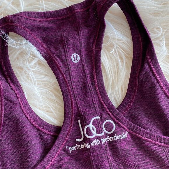 💞LULULEMON Athletica 💞nice top - Picture 2 of 13